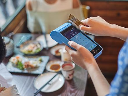 拉卡拉pos機(jī)官網(wǎng)申請(qǐng)！POS機(jī)申請(qǐng)，個(gè)人辦理POS機(jī)！